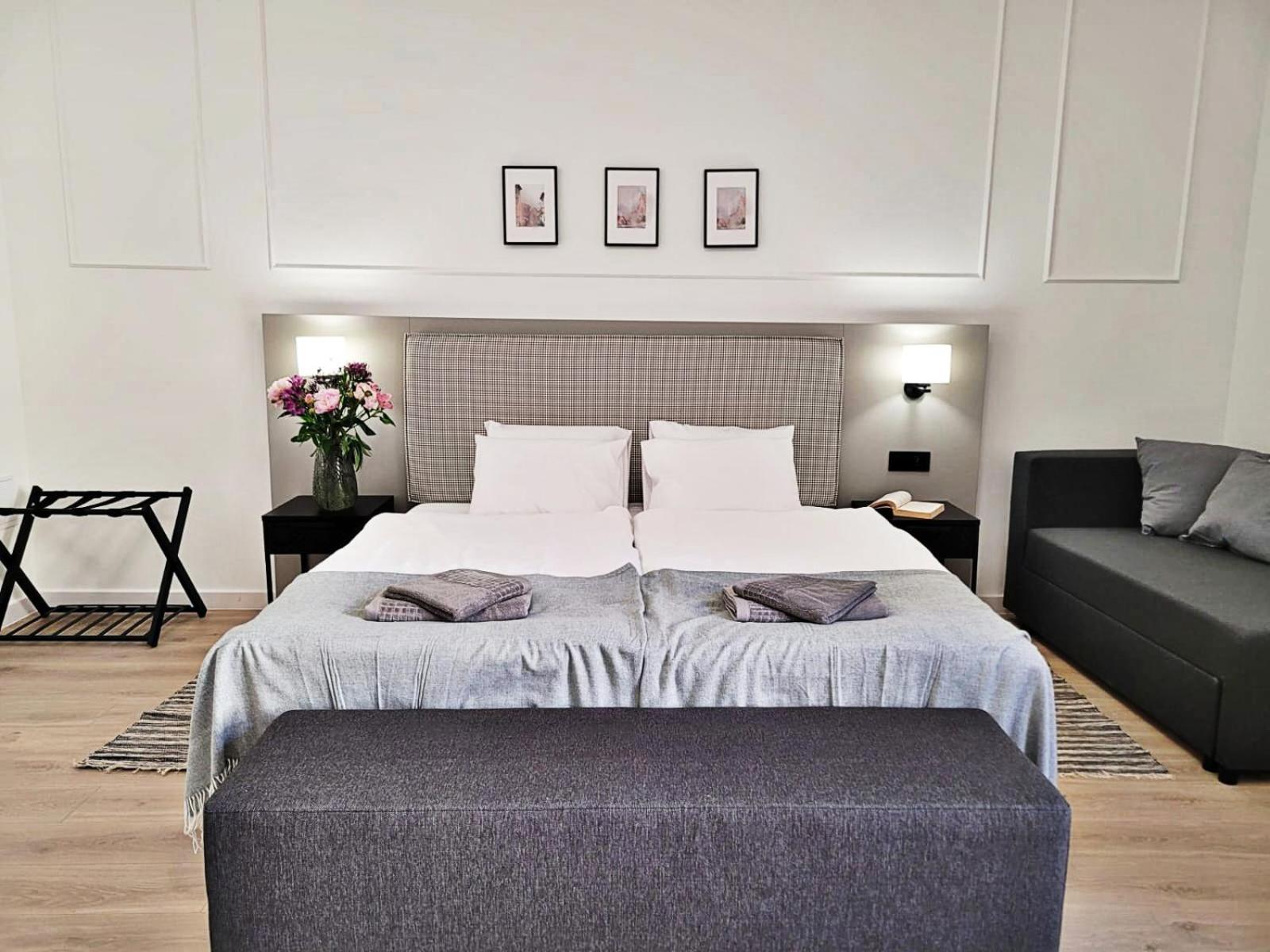 Anny 5 Hotel apartamentowy *